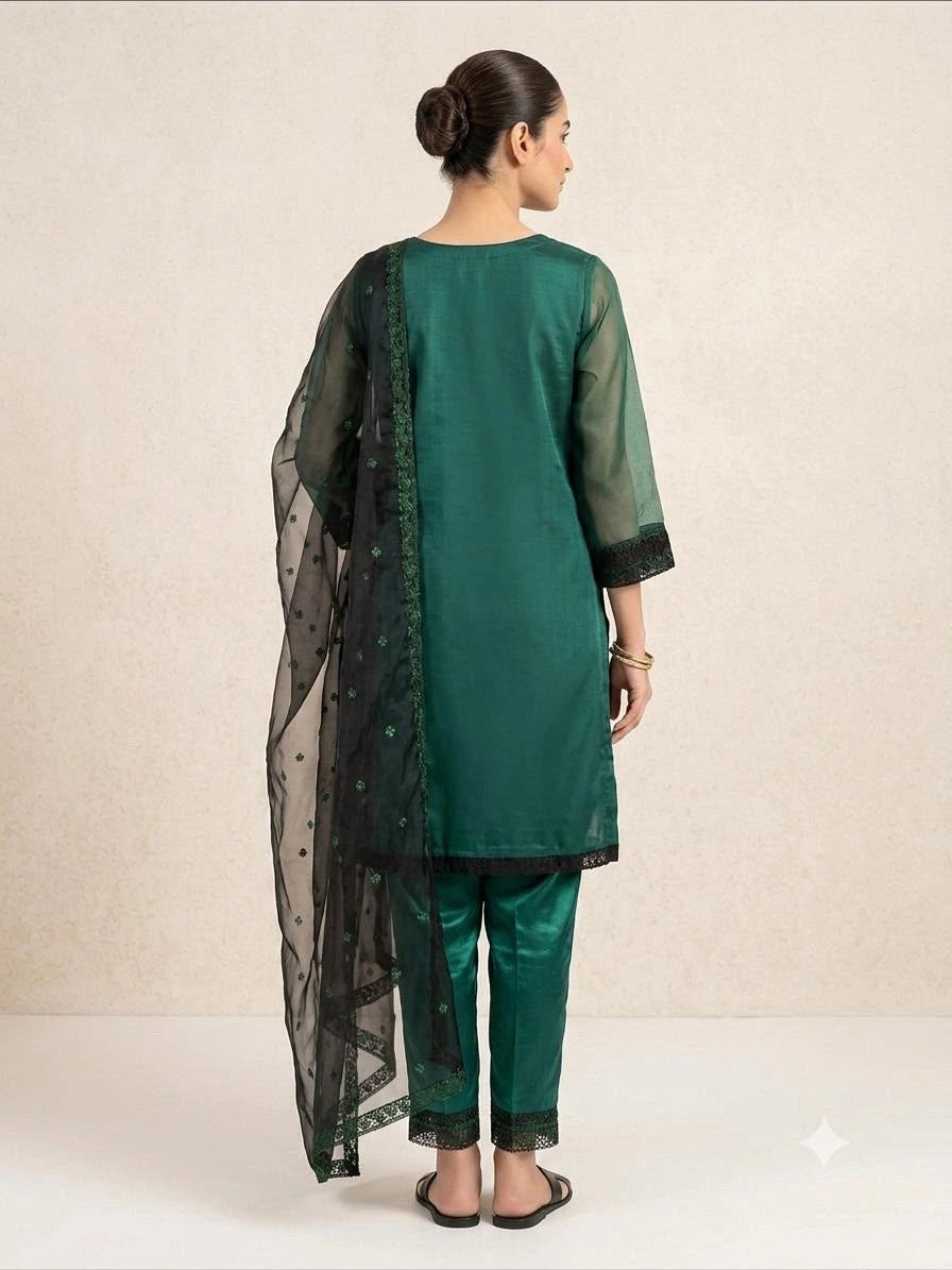 Emerald Green Embroidered Raw Silk Kurta Set with Black Organza Dupatta